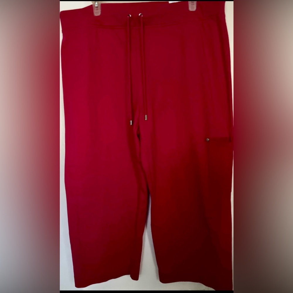 Liz Claiborne cropped pants
